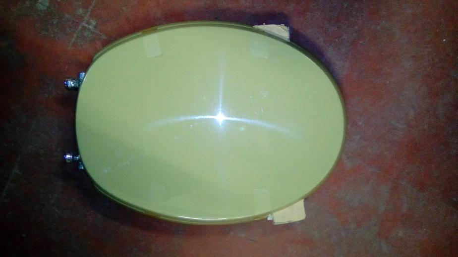 Olive Green Colour Bathroom Products Toilet Seats